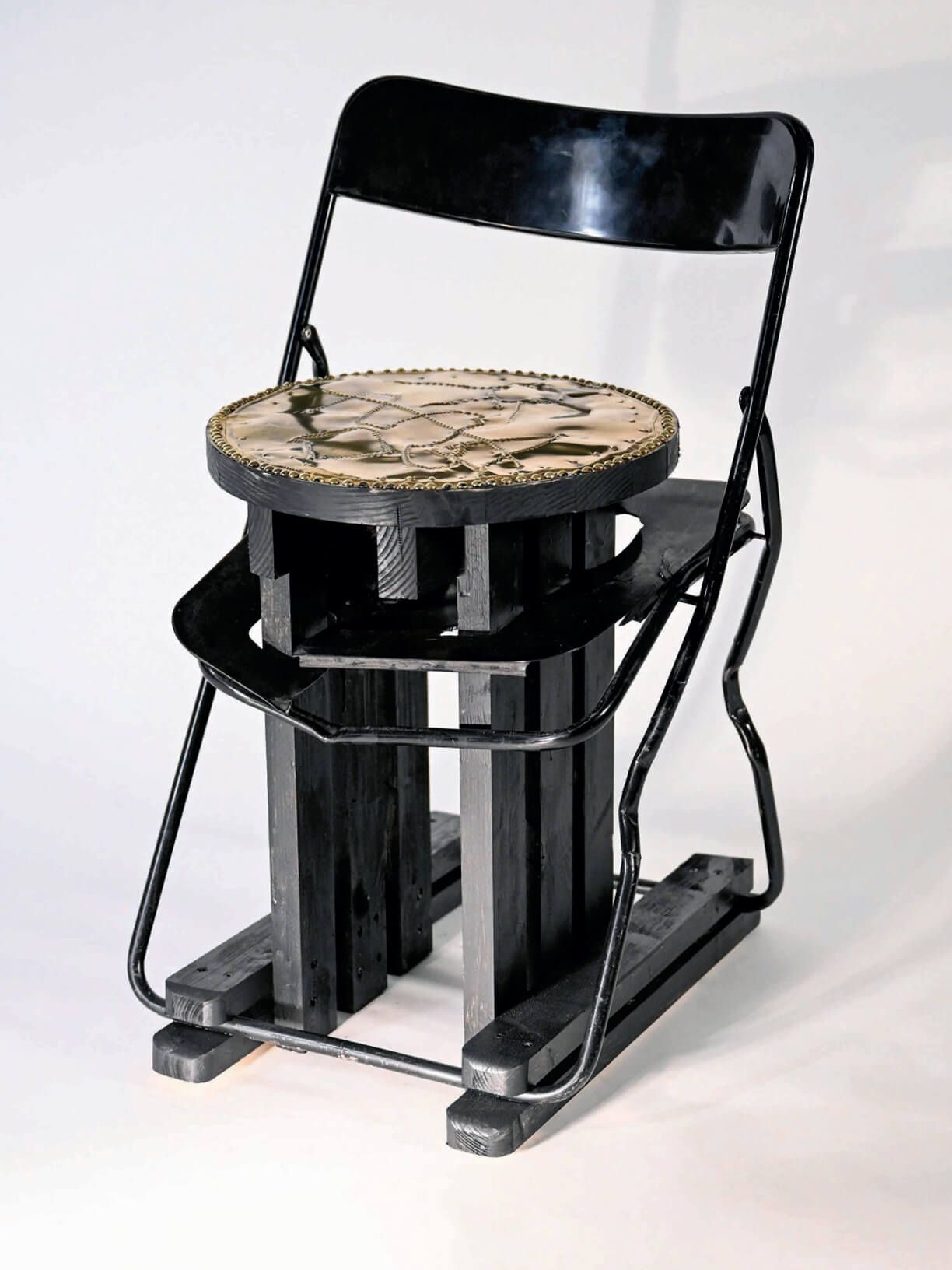 Stefan Inauen, Friends of hopeless chairs No. 6, 2024 Stefan Inauen, Friends of hopeless chairs No. 6, 2024