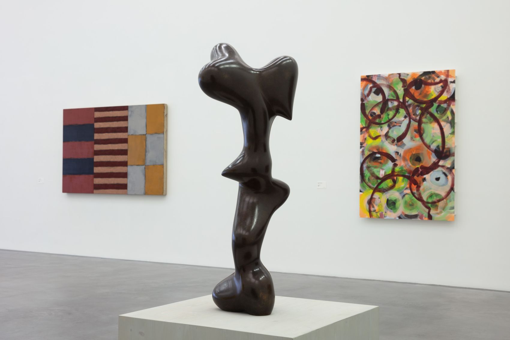 Exhibition View, Collecting : Revisited DER WELT VIEL TIEFE WELTEN,6.11.2022 – 5.3.2023, Kunsthalle Appenzell, Photo: KMA