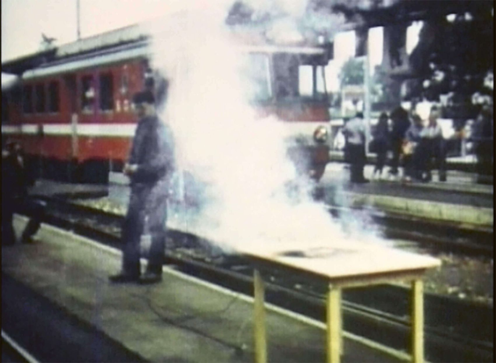 Roman Signer, Aktion mit einer Zündschnur (Action with a Fuse, 1989), railway tracks from Appenzell to St.Gallen (CH), Super 8 film, camera: Roman Signer, ©Roman Signer