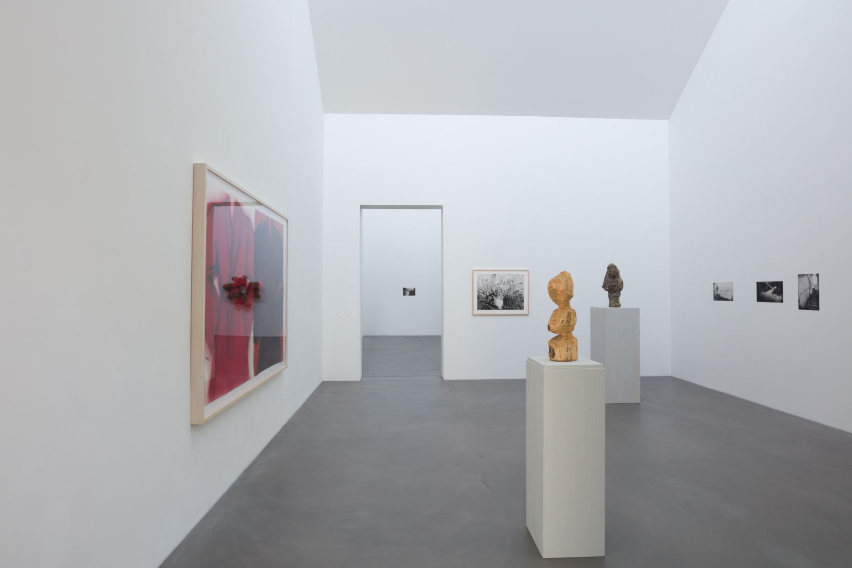 Exhibition View, Collecting : Revisited DER WELT VIEL TIEFE WELTEN, 
6.11.2022 – 5.3.2023, Kunsthalle Appenzell, Photo: KMA
