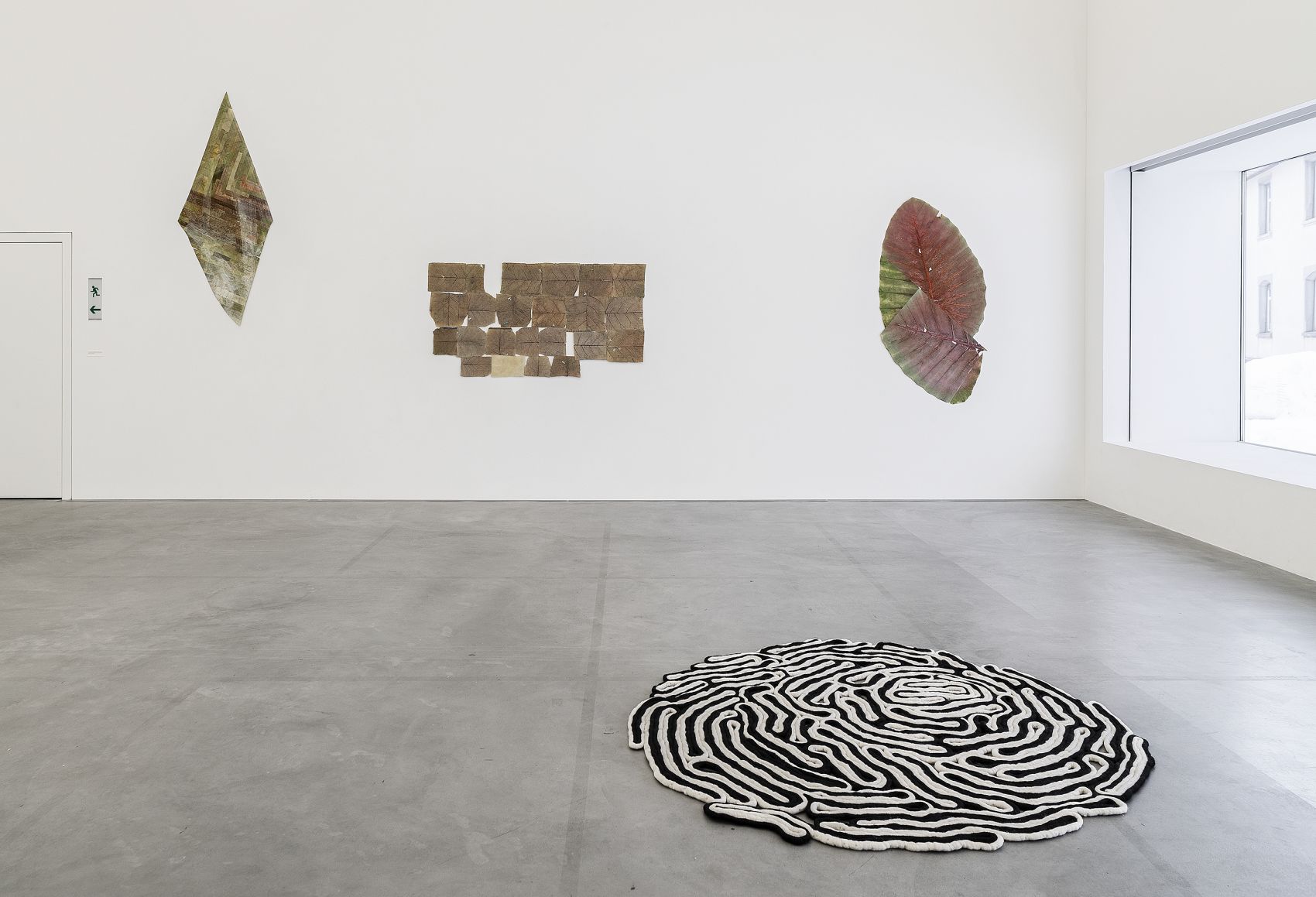 Ausstellungsansicht, Heimspiel 21. Zeitgenössische Kunst aus der Region, 11.12.2021 – 30.1.2022, Kunsthalle Appenzell, Foto: Anna Tina Eberhard